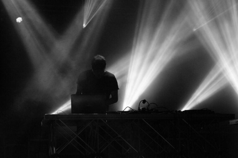  Bienoise aka Alberto Ricca in concerto (live electronics)
